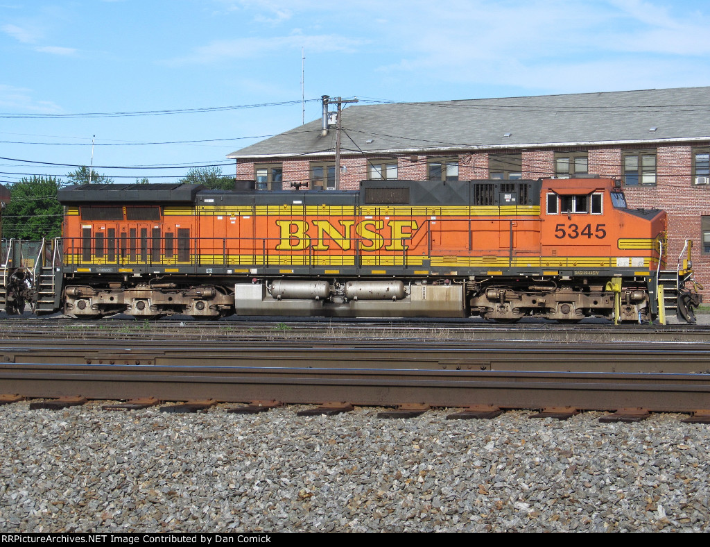 BNSF 5345